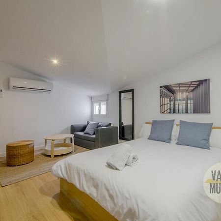 Oasis Para 3 En Sol, Descubre Concepcion Jeronima Madrid Exteriör bild