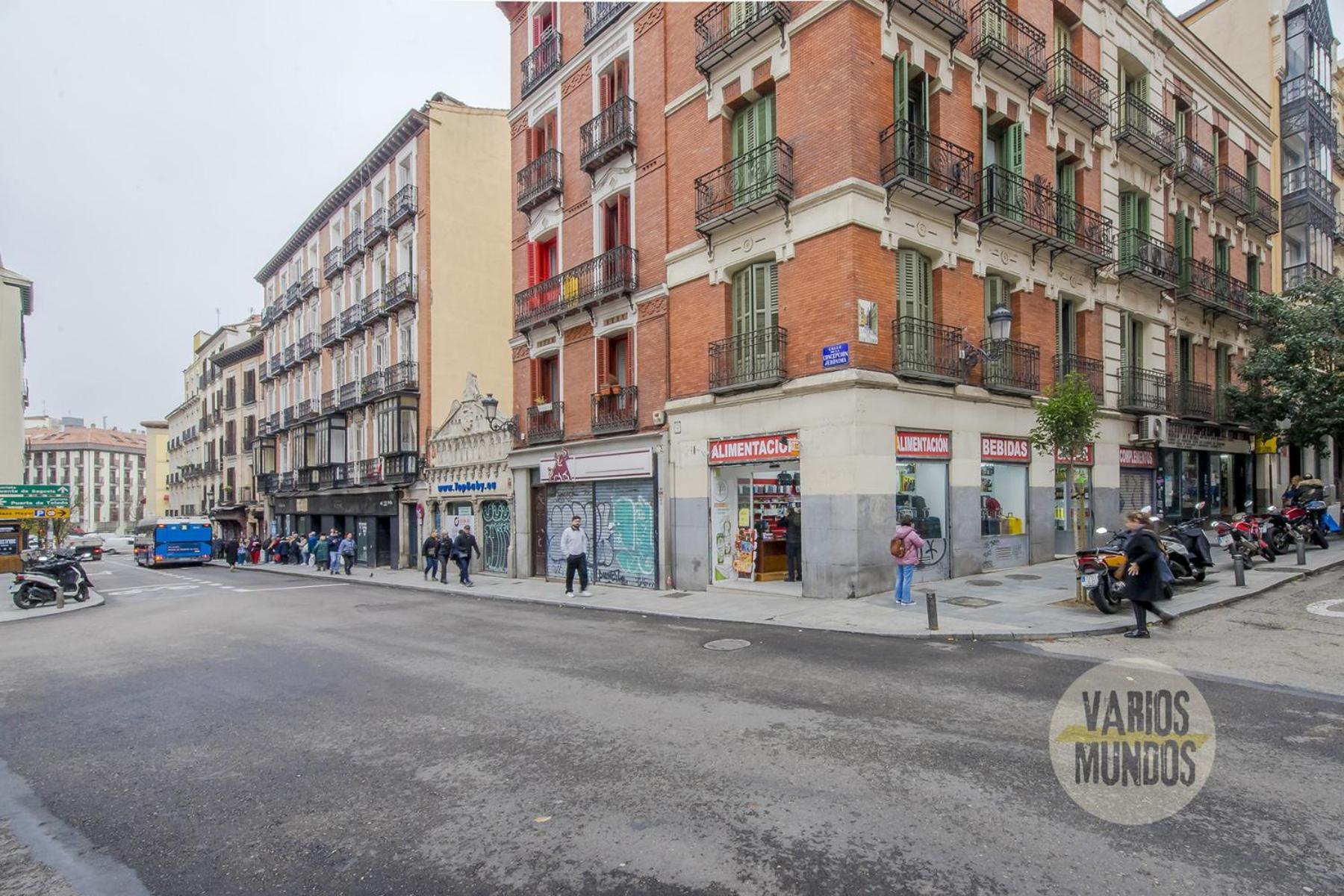 Oasis Para 3 En Sol, Descubre Concepcion Jeronima Madrid Exteriör bild