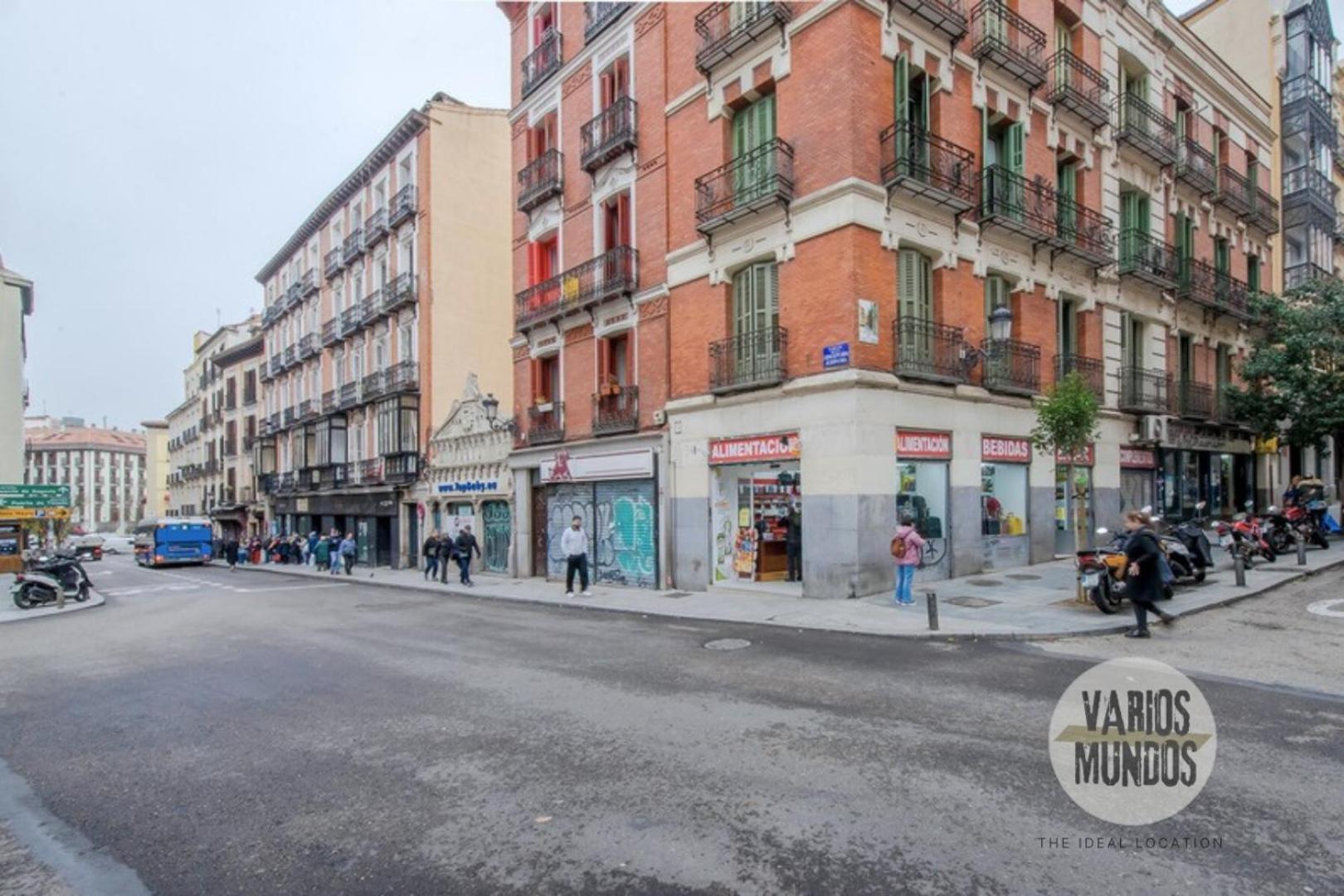 Oasis Para 3 En Sol, Descubre Concepcion Jeronima Madrid Exteriör bild