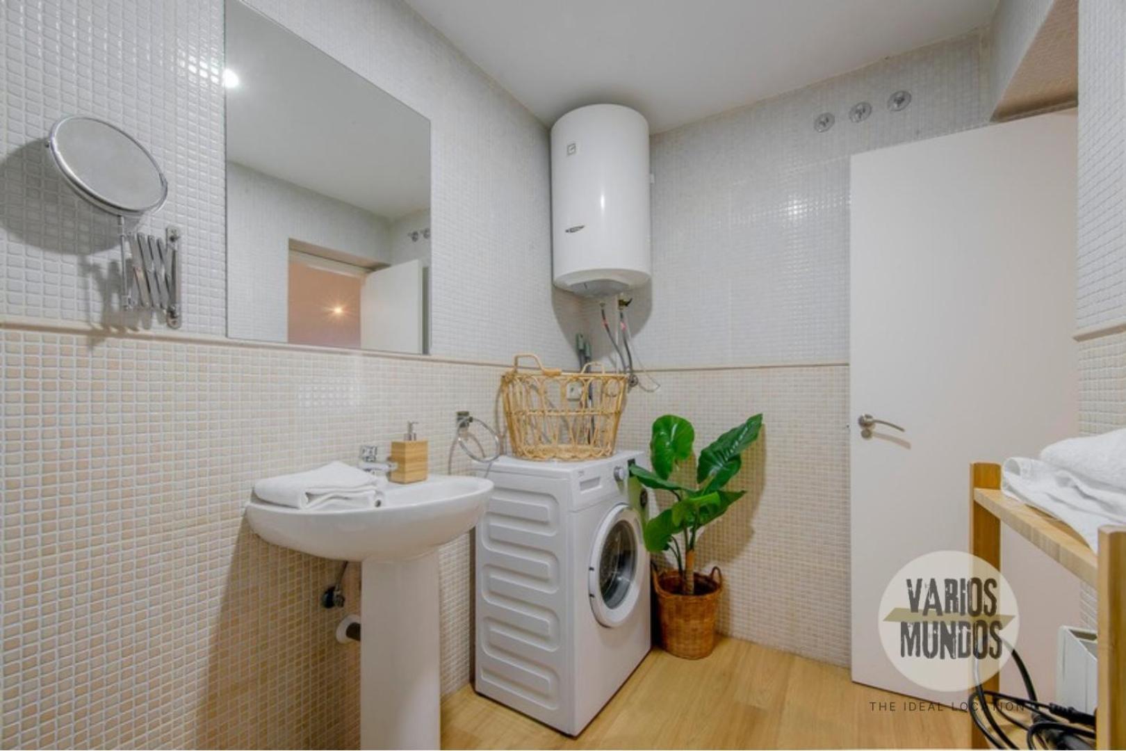 Oasis Para 3 En Sol, Descubre Concepcion Jeronima Madrid Exteriör bild