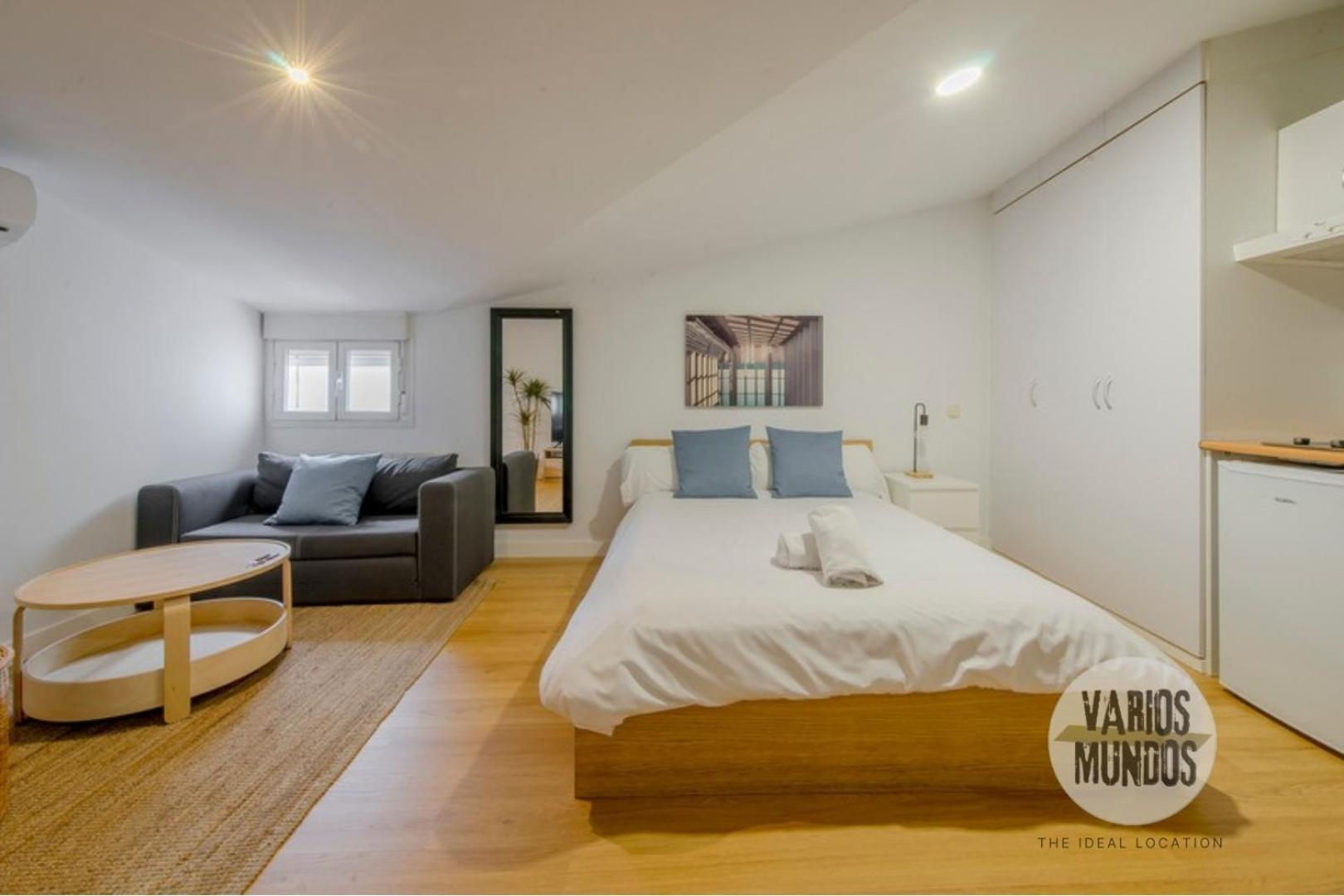 Oasis Para 3 En Sol, Descubre Concepcion Jeronima Madrid Exteriör bild